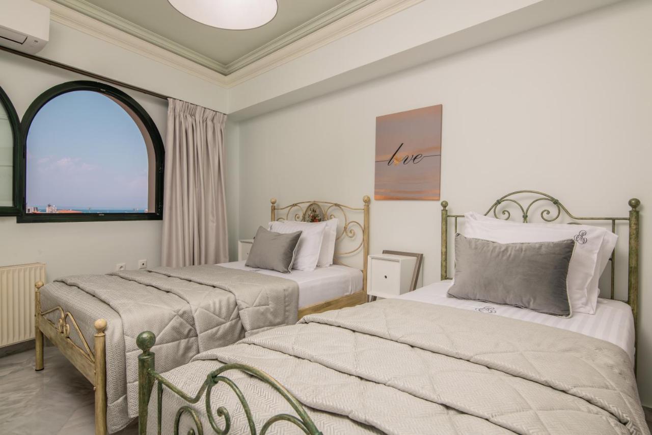 Exanimo Luxury Apartments ไซคิย์นธอสทาวน์ ภายนอก รูปภาพ