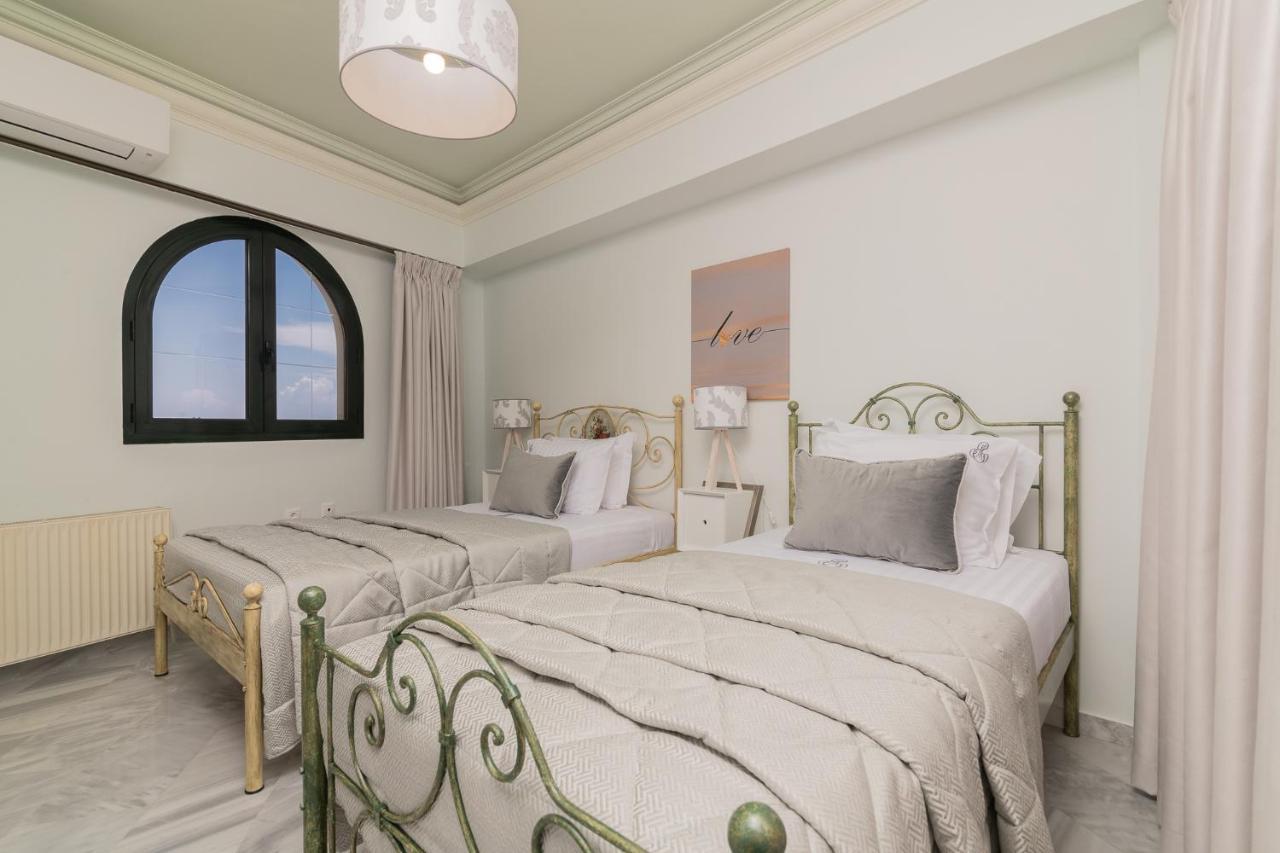 Exanimo Luxury Apartments ไซคิย์นธอสทาวน์ ภายนอก รูปภาพ