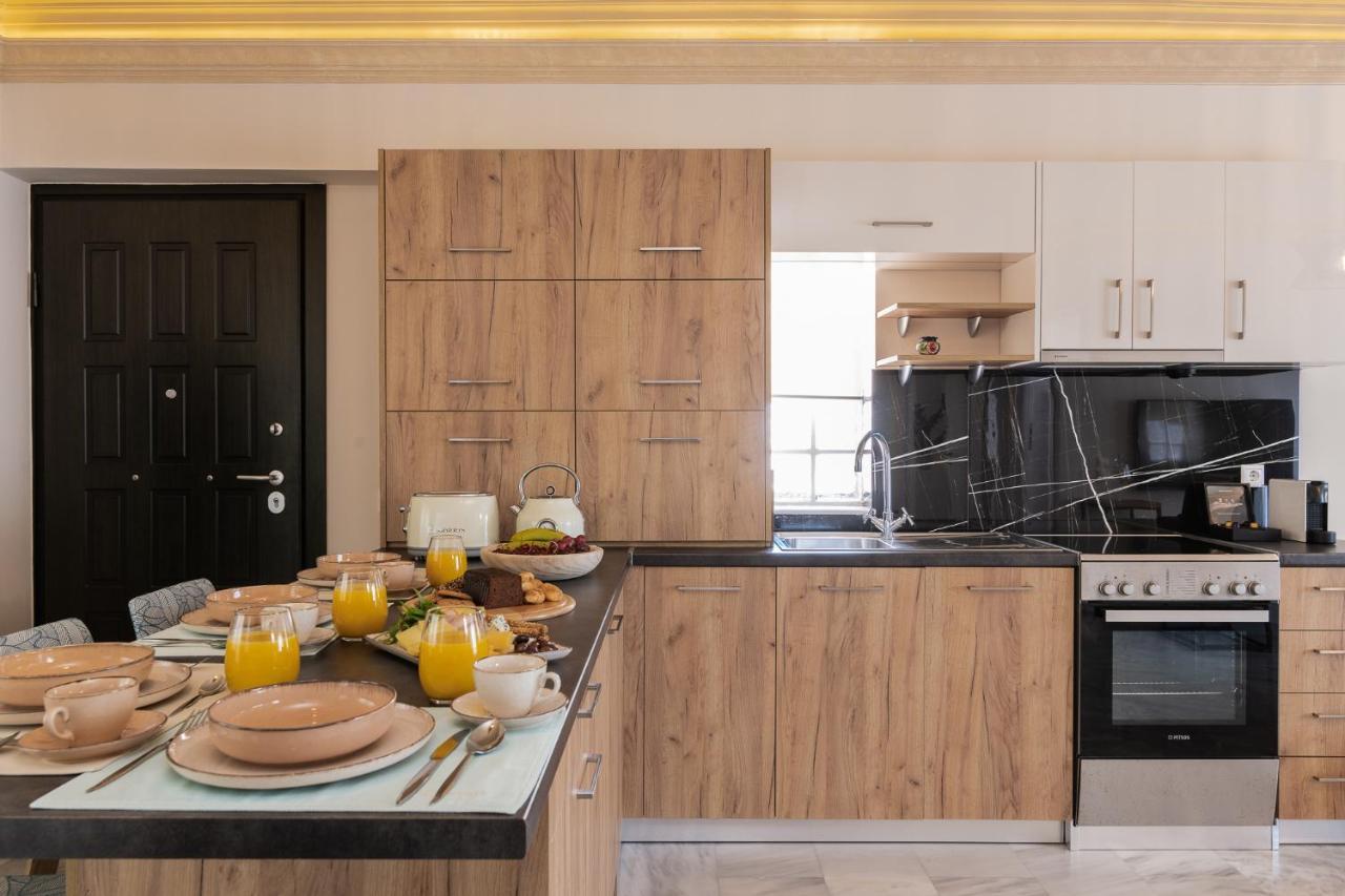 Exanimo Luxury Apartments ไซคิย์นธอสทาวน์ ภายนอก รูปภาพ